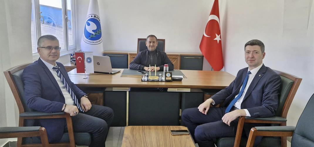 ​İl Müdürümüz Erkan Alkan ile Büyükşehir Belediyesi Kırsal Hizmetler Daire Başkanı Serkan Akça, Edincik Kooperatifi Başkanı Mehmet Özçakır'ı ziyaret etti.