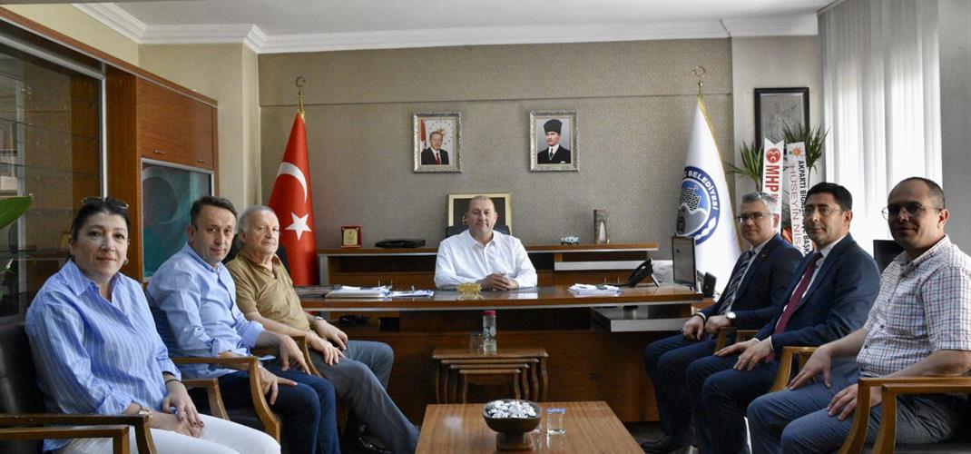 İl Müdürümüz Erkan Alkan, Bigadiç Belediye Başkanı Mustafa Göksel'i ziyaret etti.